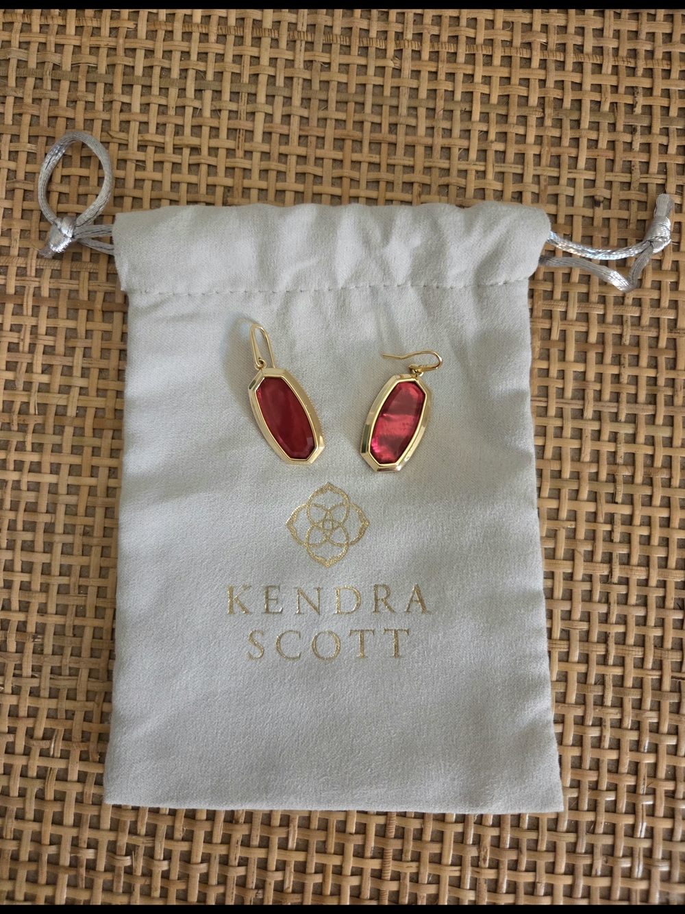 Kendra Scott Pink-Red Dani Bezel Gold Drop Earrings